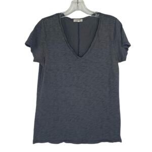 Goldie Gray V-neck t-shirt Medium 100% Pima Cotton Made in Peru